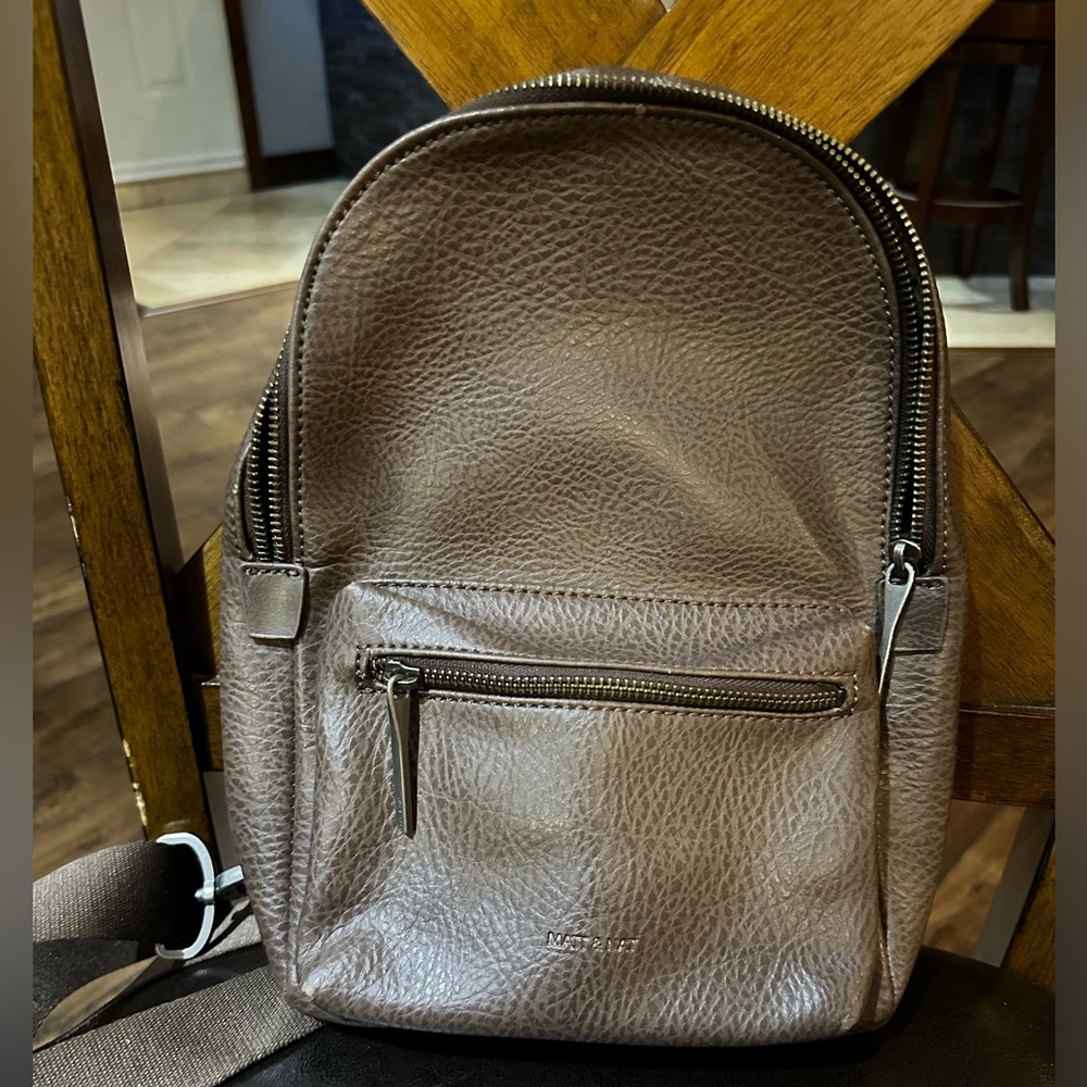 Matt & Nat Vintage Vegan Brown Leather Sling Bag